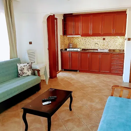 Santo Hotel *